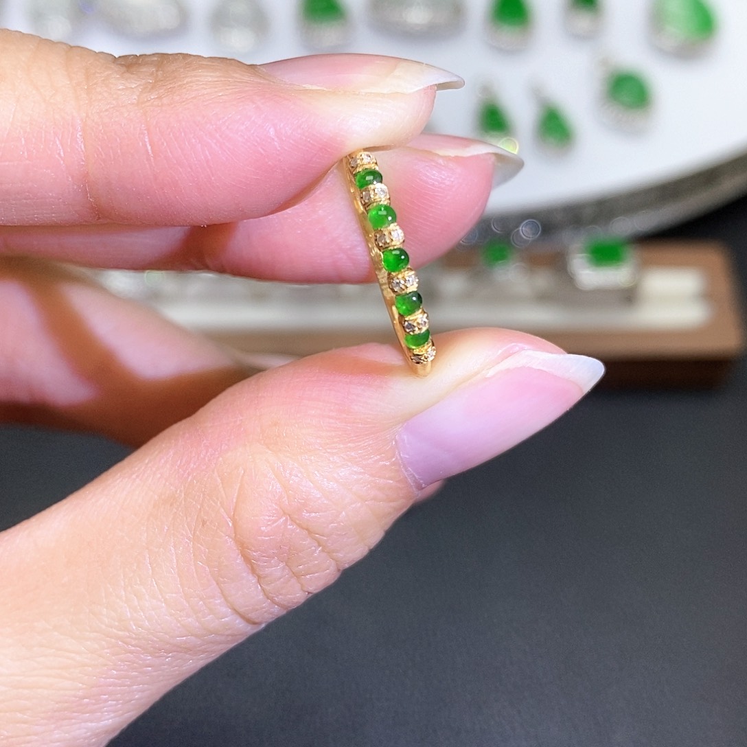 翡翠18K金镶嵌吊坠(不含链)戒指