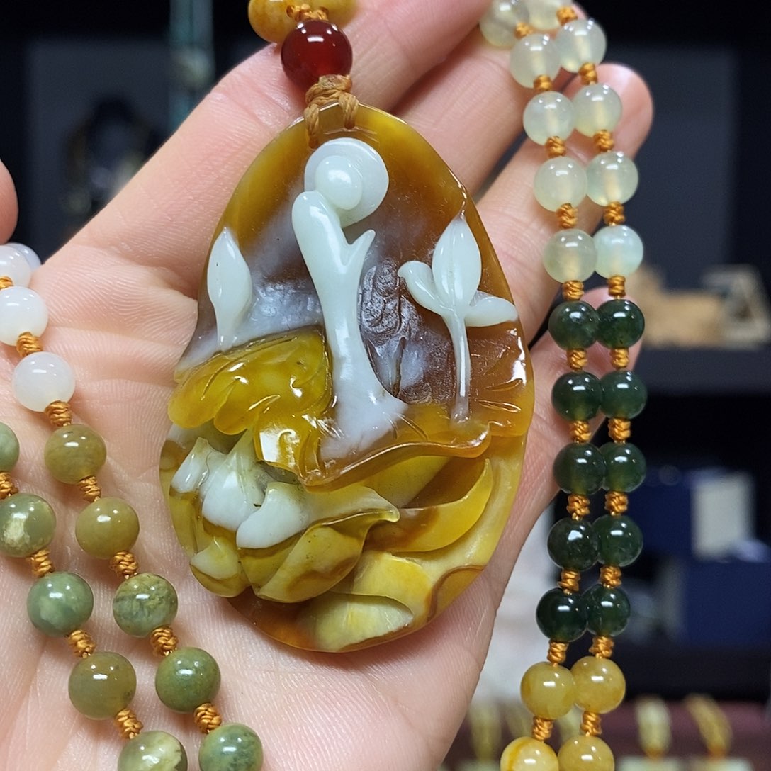 岫玉挂件吊坠未镶嵌