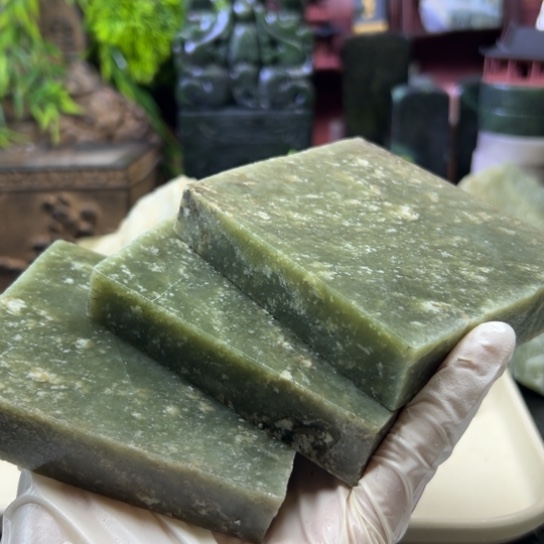 搁****和田玉未镶嵌挂件