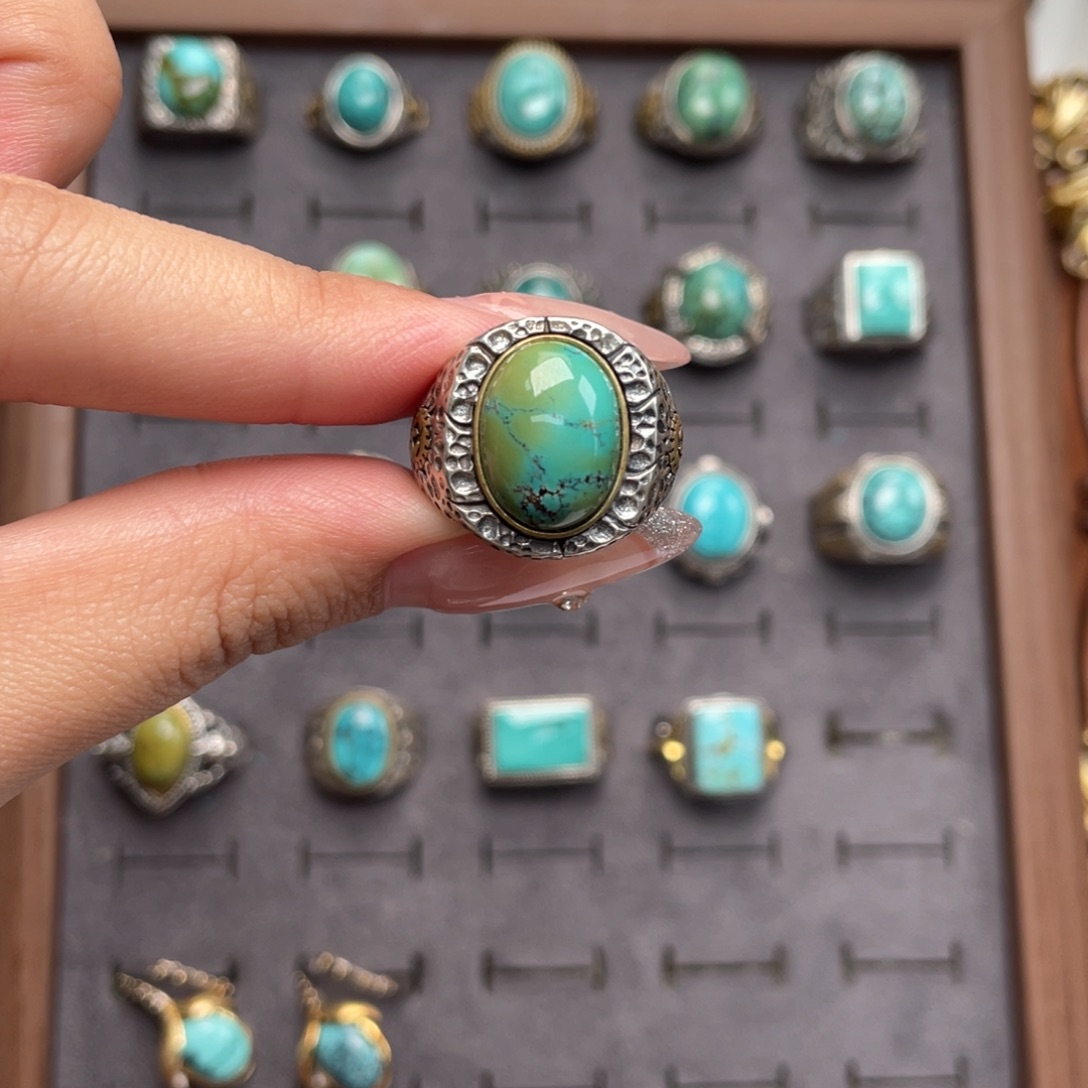 彬***彬绿松石银S925镶嵌戒指