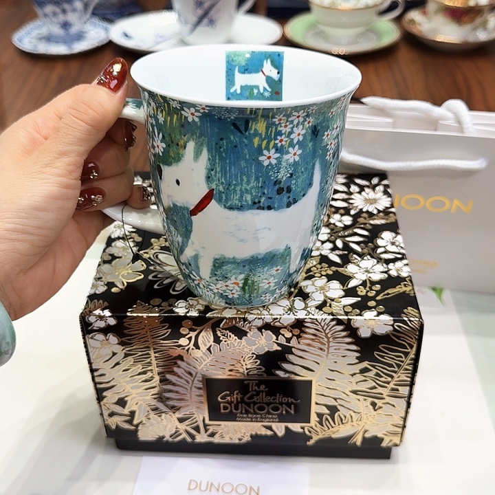 瓷片杯子杯子杯子水杯杯子水杯