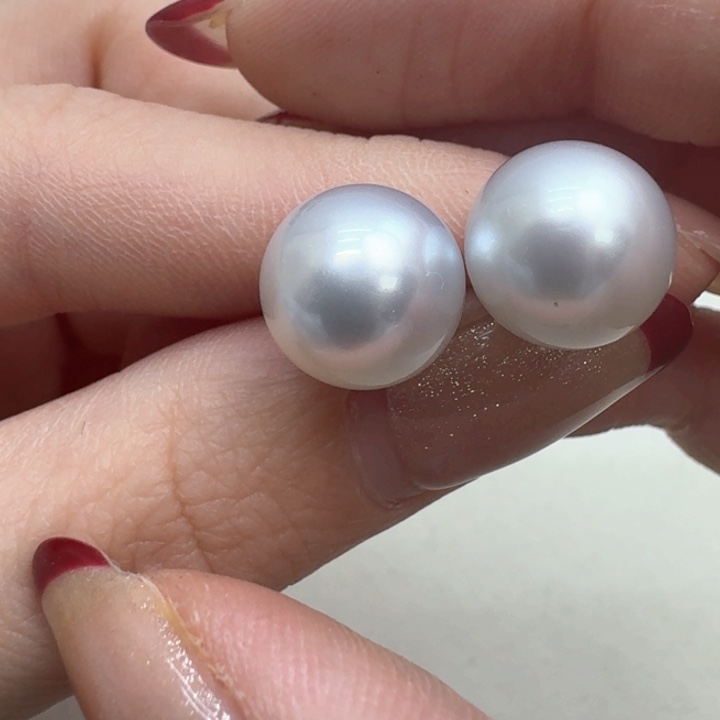 海水珍珠耳饰18K金镶嵌