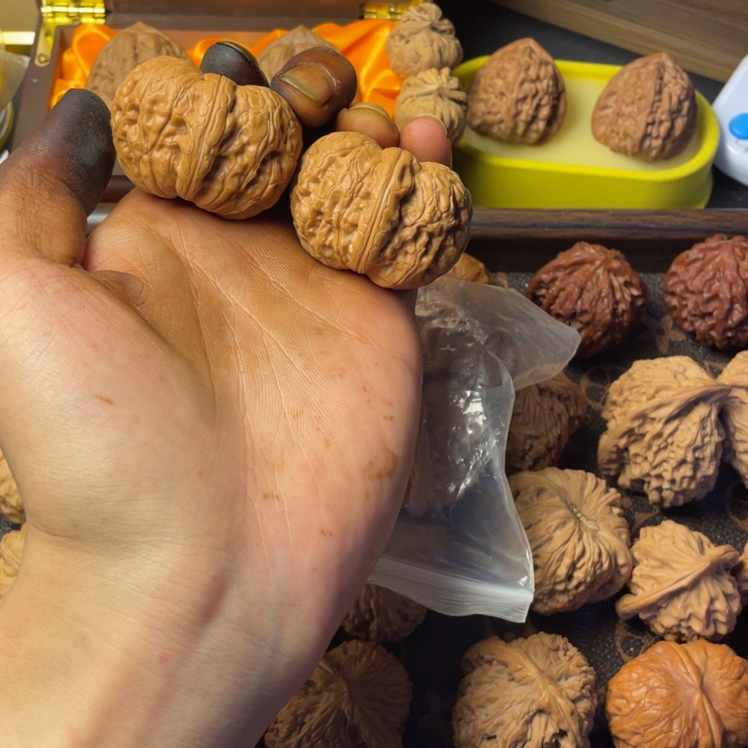 御***姐吊坠文玩核桃元宝