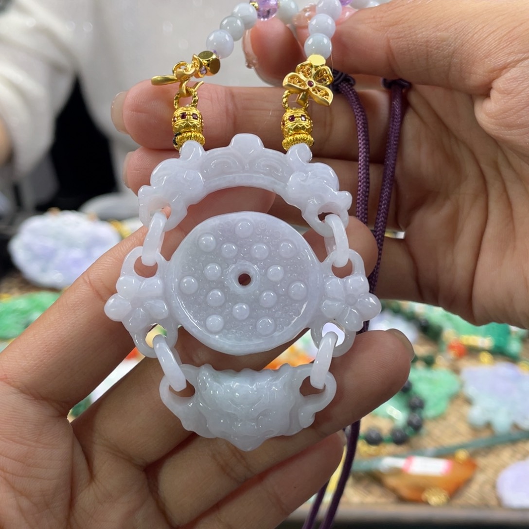 翡翠颈饰未镶嵌代编织