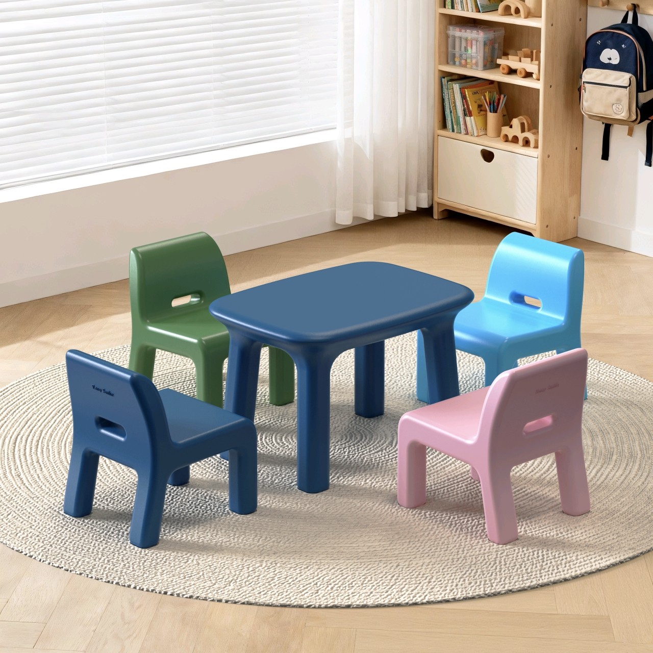 儿童配套桌子创意卡通小凳北欧人体工学设计