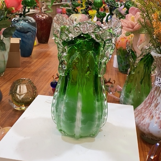 琉璃花瓶高27厘米口径11厘米