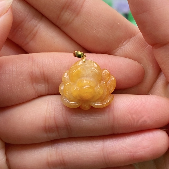 翡翠颈饰未镶嵌吊坠
