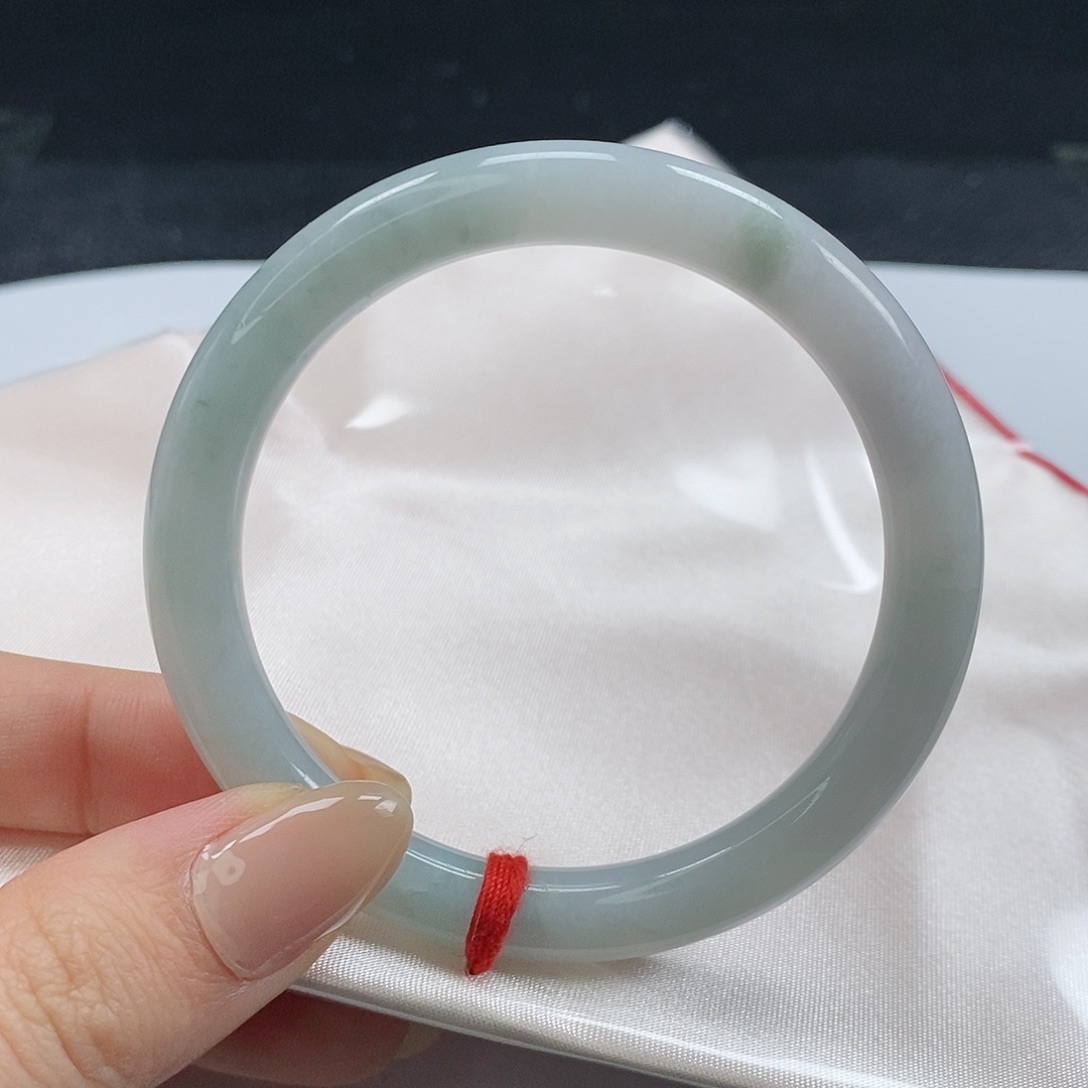 【闪购商品】翡翠手镯（圆镯）未镶嵌220号