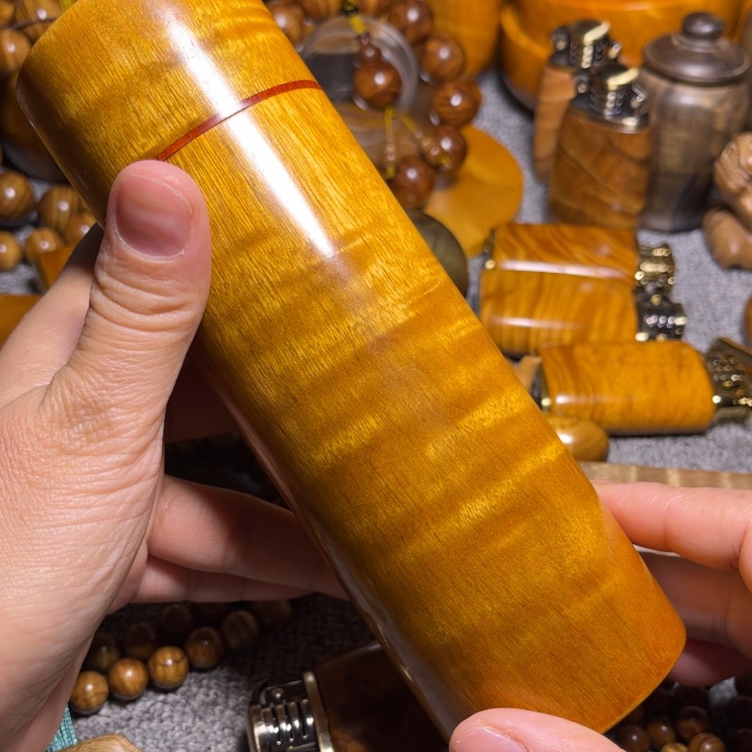 金丝楠水波保温杯