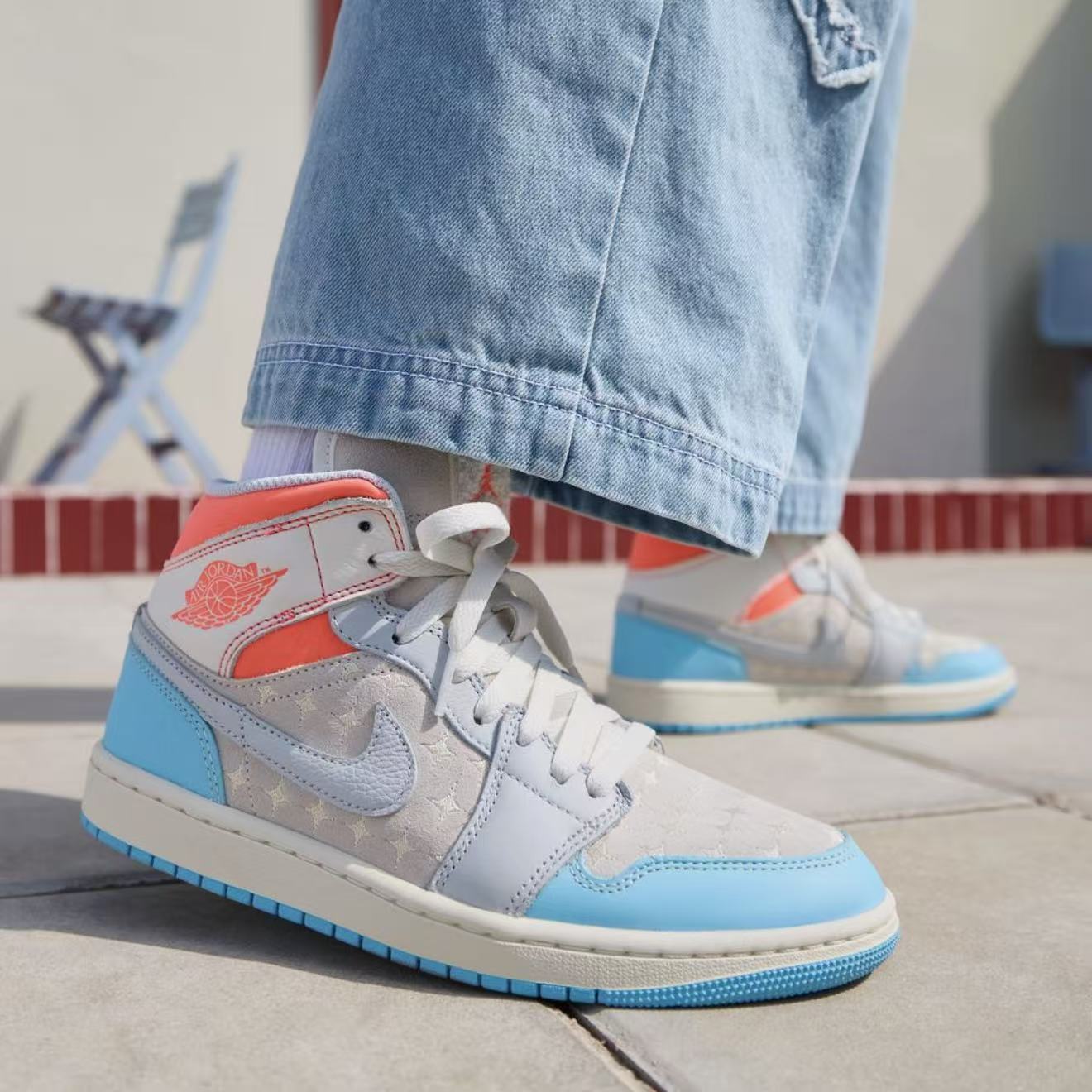 【双旦狂欢季】AJ1女子潮流时尚复古休闲板鞋IM7420133