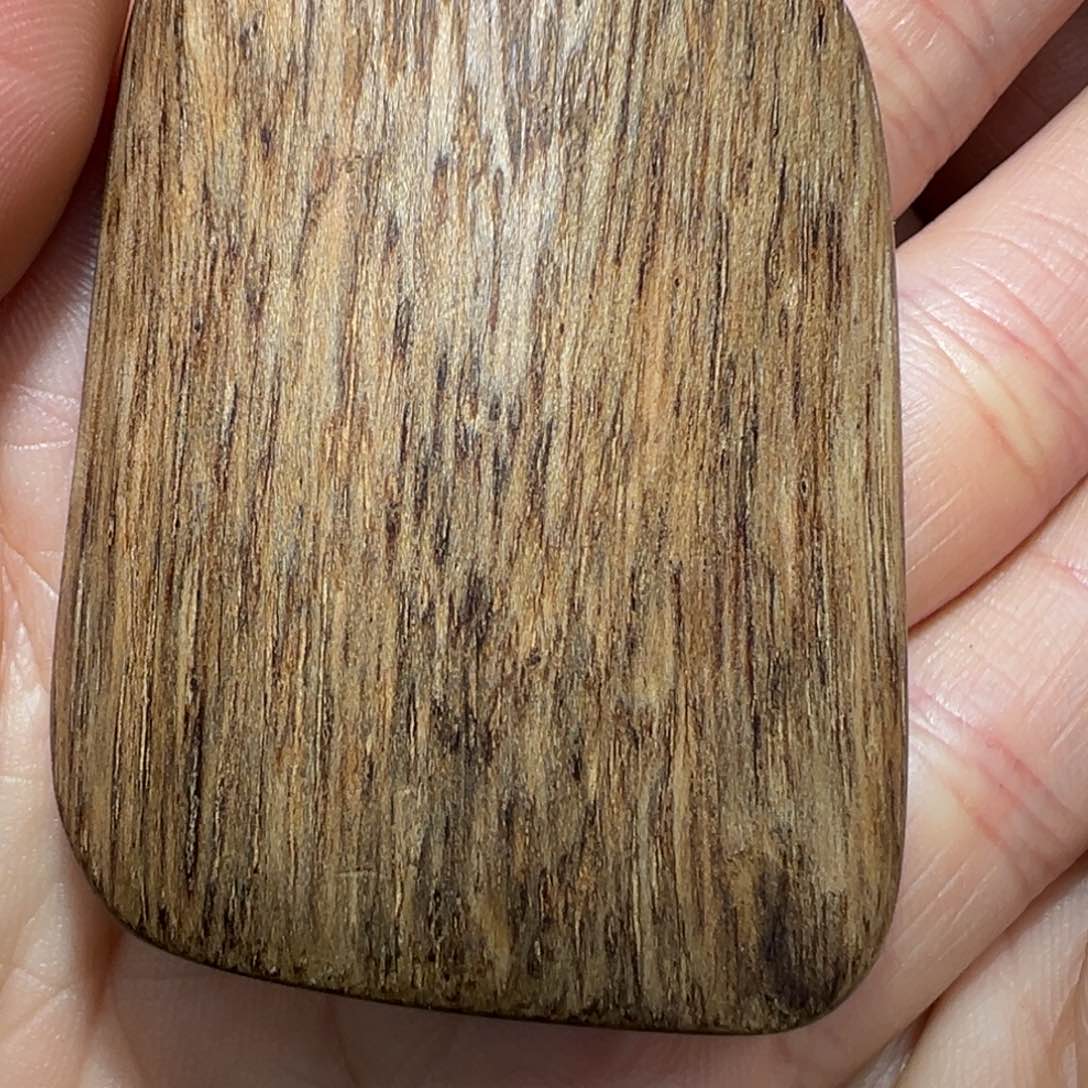 沉香吊坠文莱黑棋10.2克