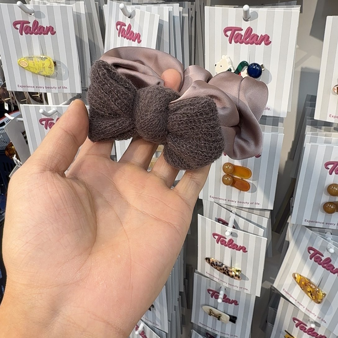 董***慧皮质非金属好看的发圈130