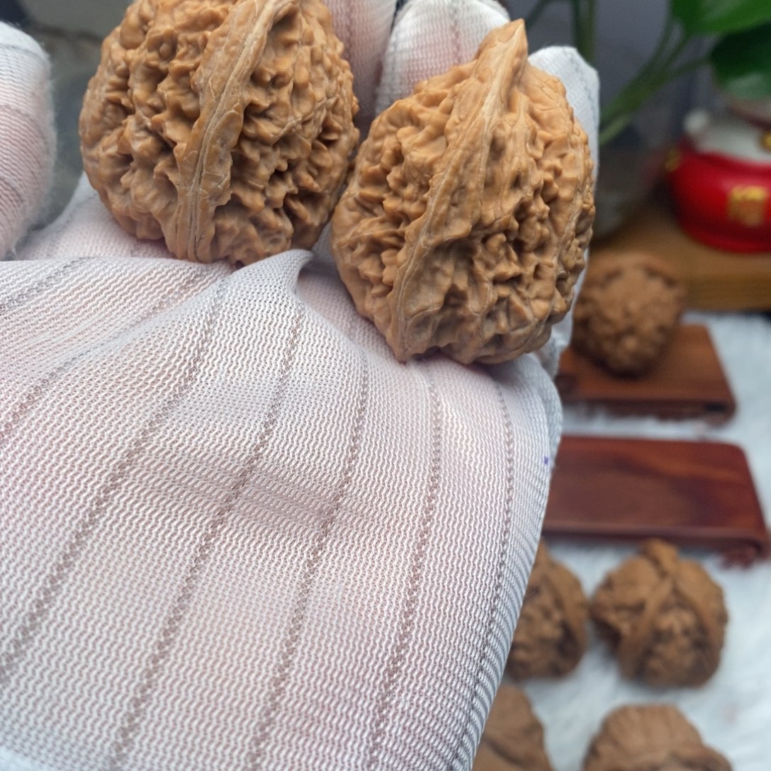 吊坠文玩核桃34尺寸金钻