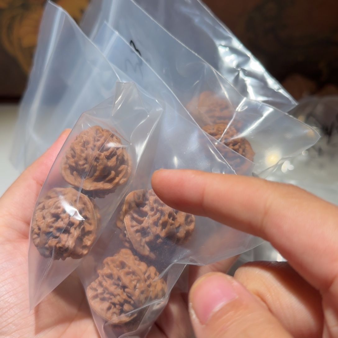 文玩核桃吊坠秦闷随机发货