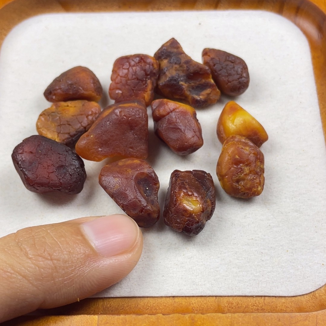 *****定制琥珀未镶嵌定制