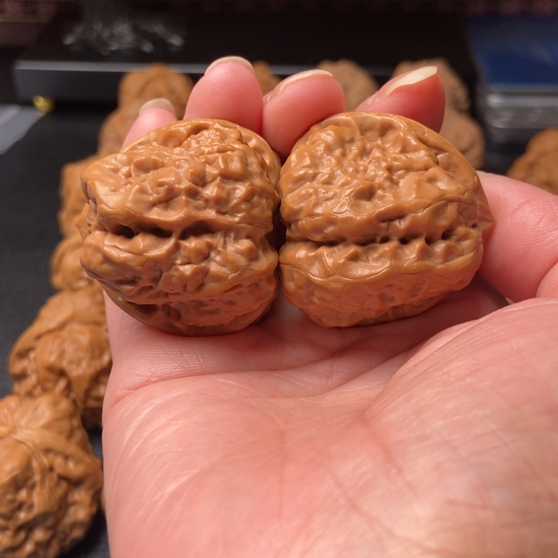 文玩核桃把件蛤蟆头38