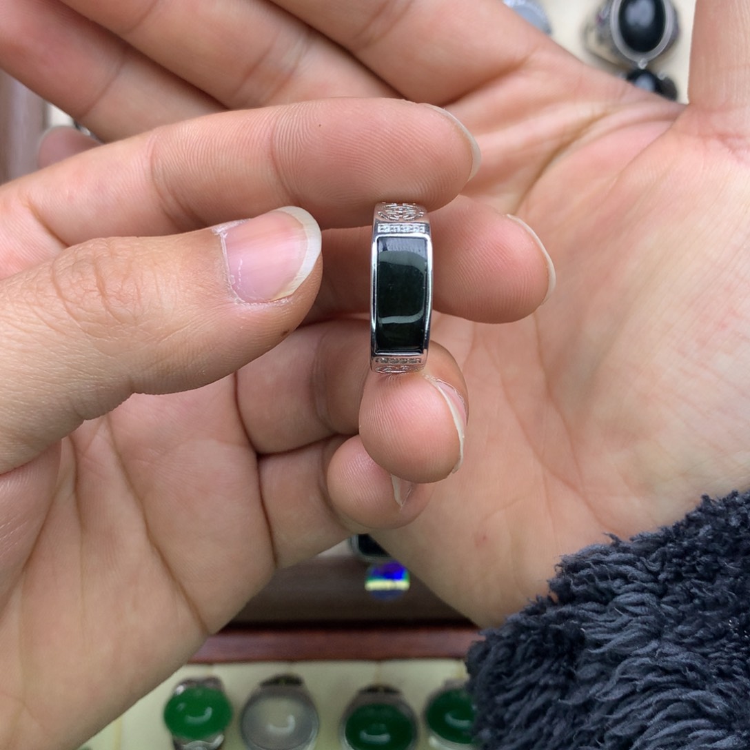 和田玉戒指银S925镶嵌你**六