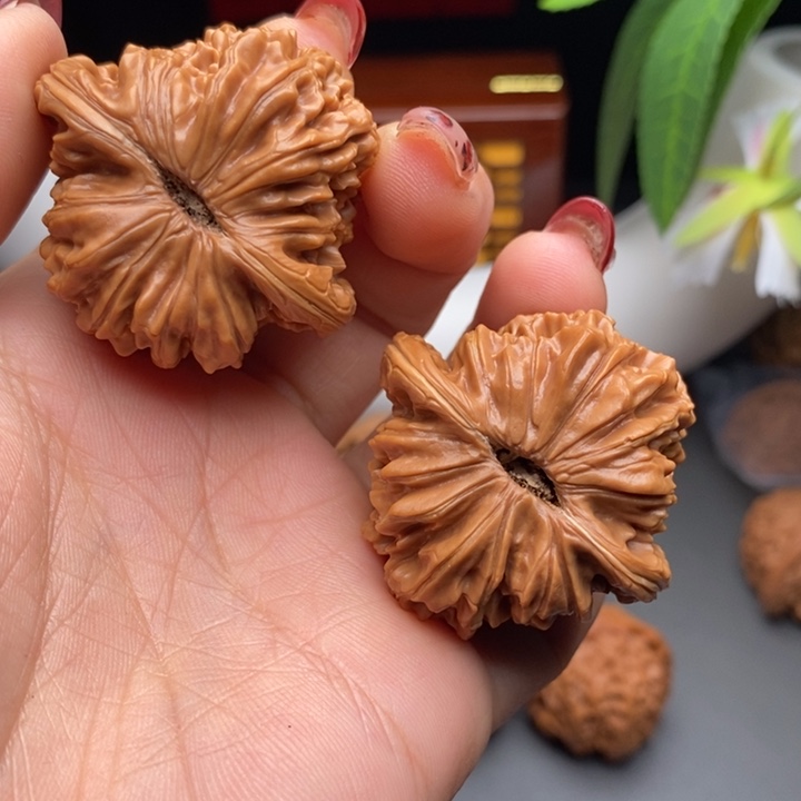 文玩核桃把件修**性四座楼