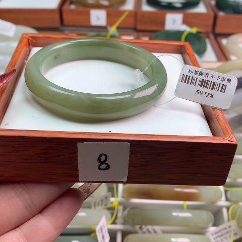 和田玉手镯未镶嵌54