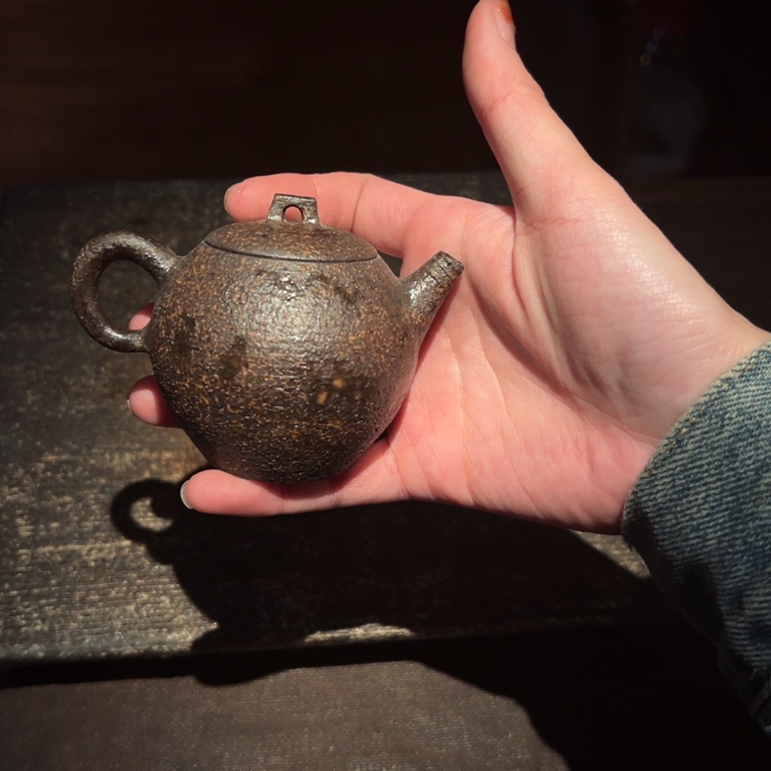 摆件陶瓷。     陶瓷。       