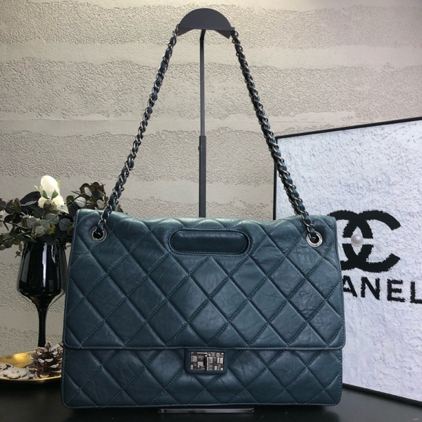 95新 Chanel/香奈儿 藏青色2.55褶皱牛皮手提机场包 底长36 14开