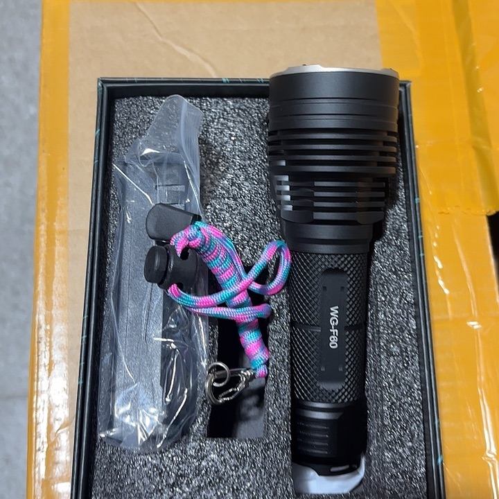 丸龟F60户外战术手电