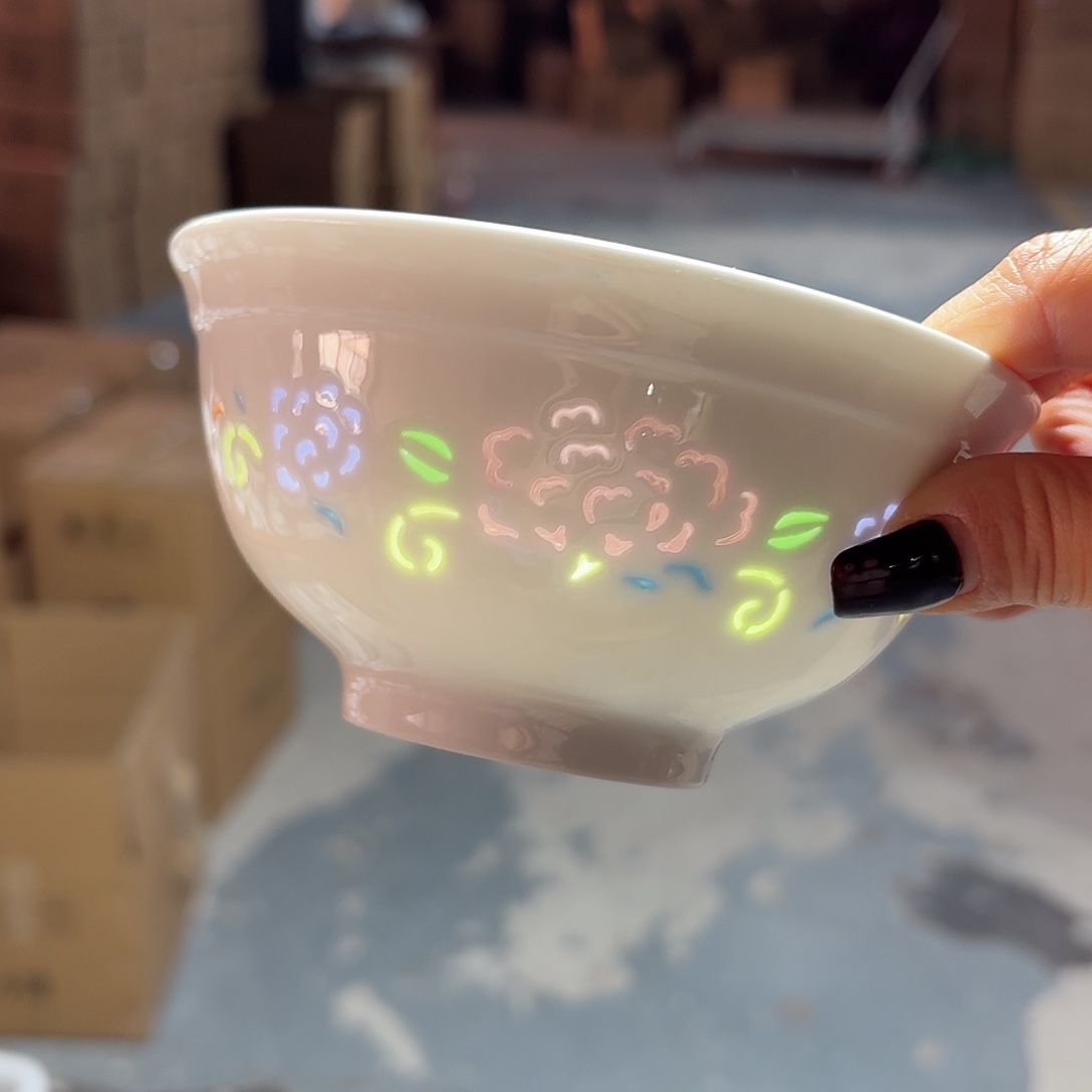 米饭碗两个七彩好的花弄影