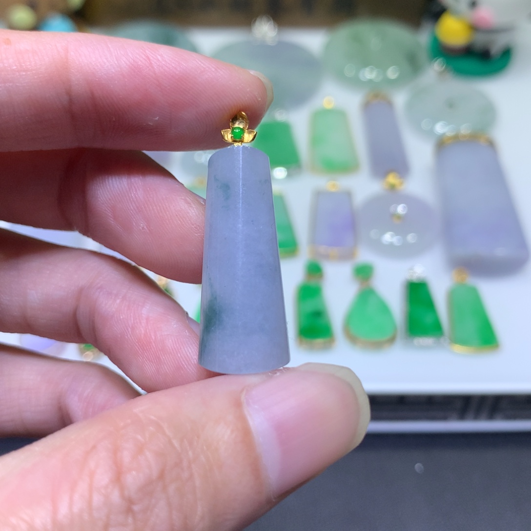 翡翠18K金镶嵌吊坠(不含链)