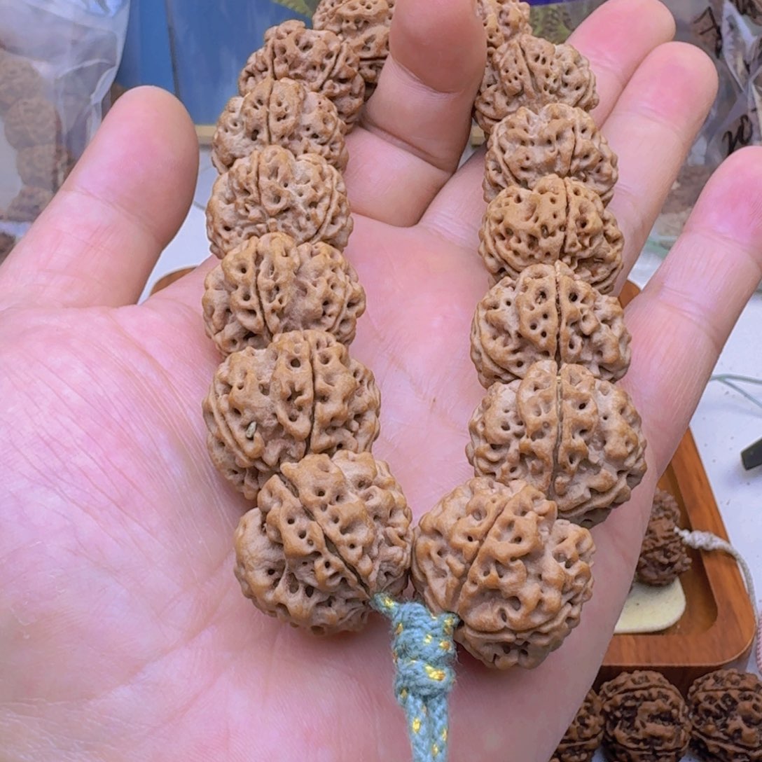 金刚菩提手串铁籽梅花