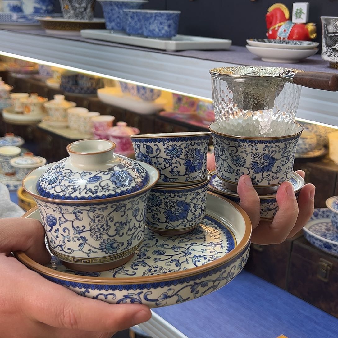 我们的目标是成为一个优秀的人