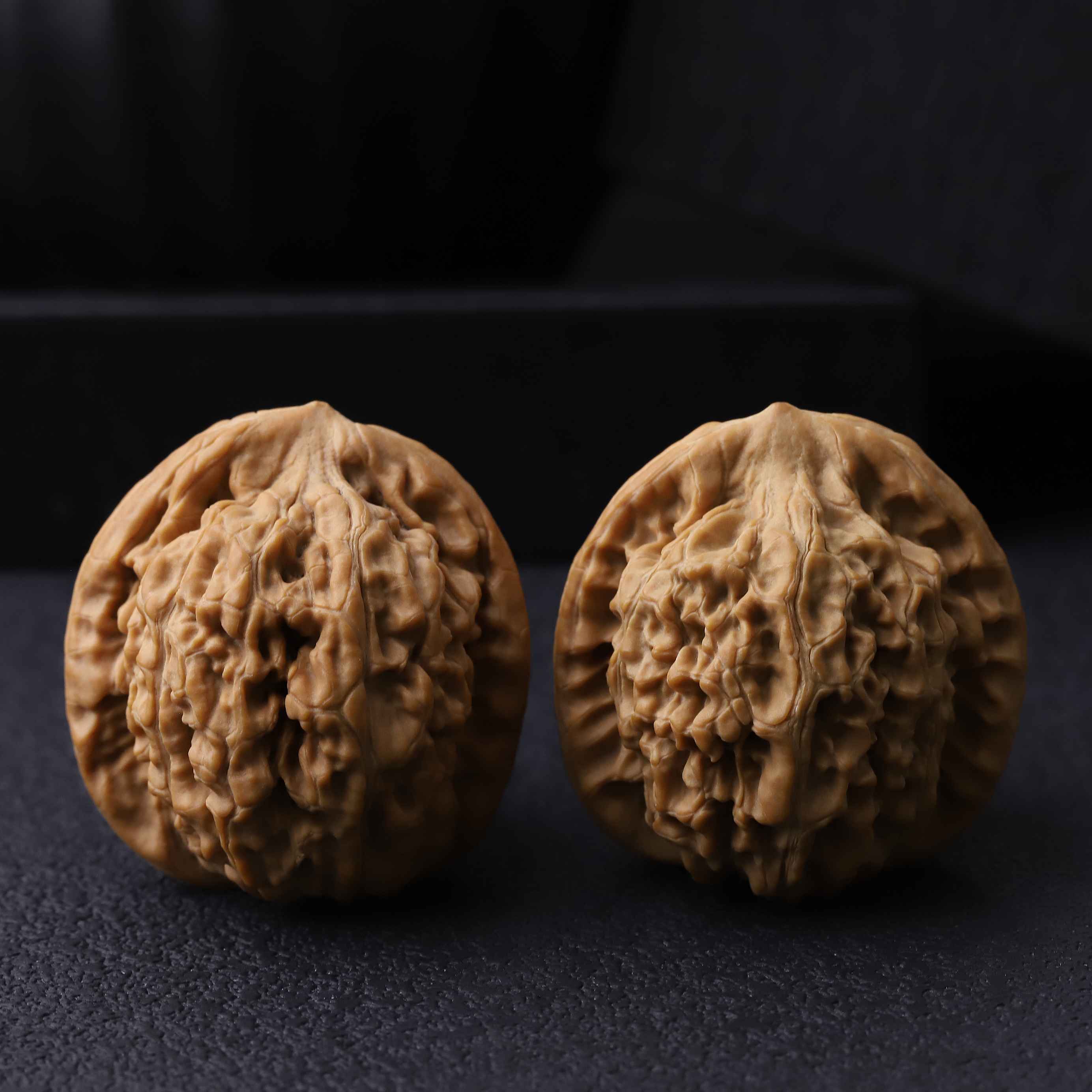 HT1223*2【莲花虎头】文玩核桃手把件