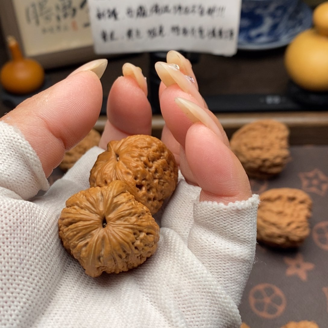 文玩核桃把件王***爷南疆28