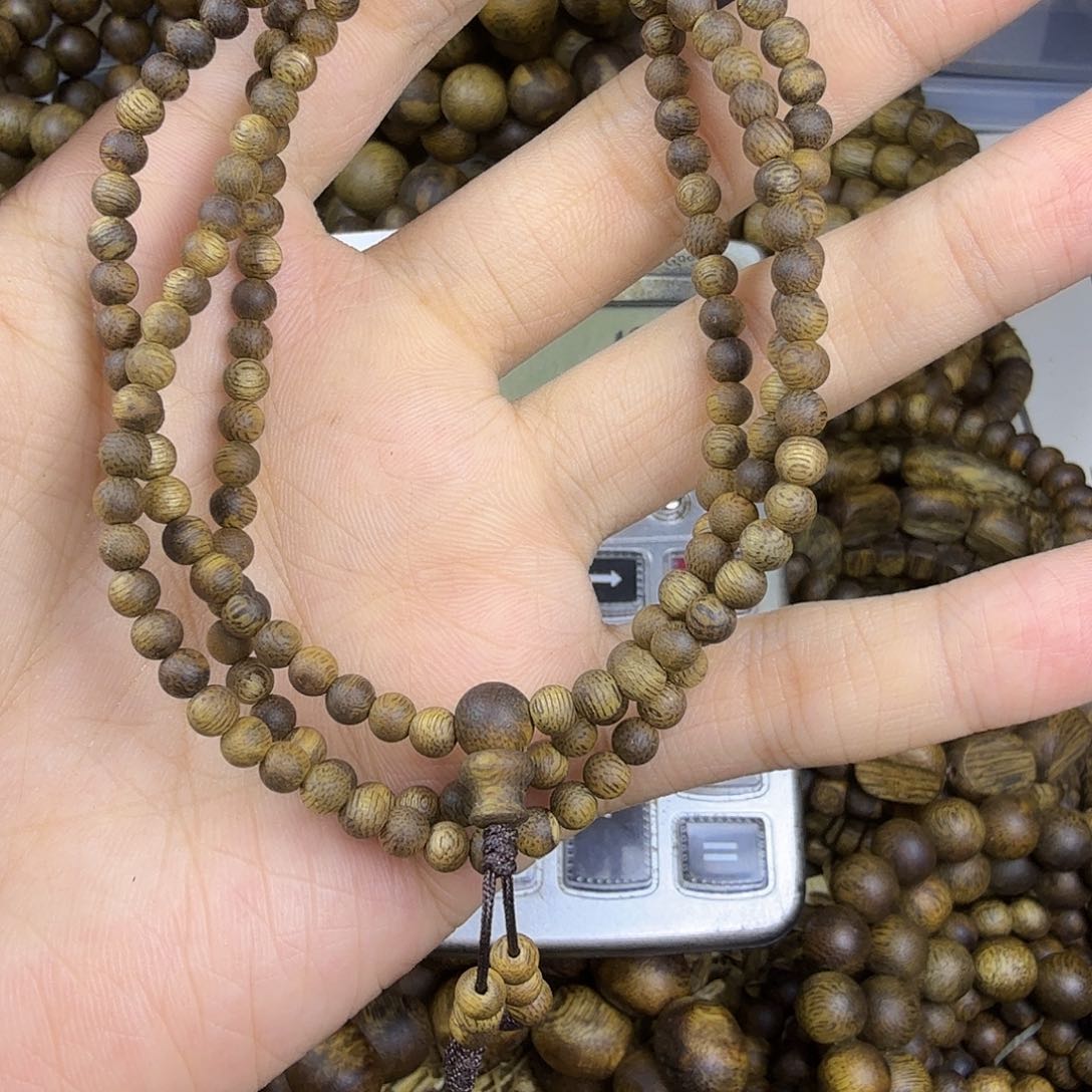 沉香沉香碎屑我****?卡4mm，6克➕