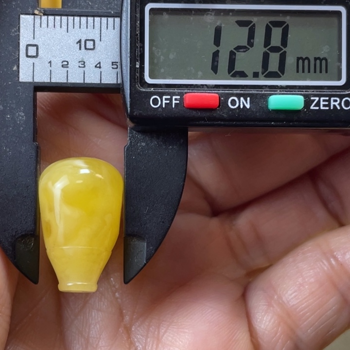 蜜蜡未镶嵌裸石46杂