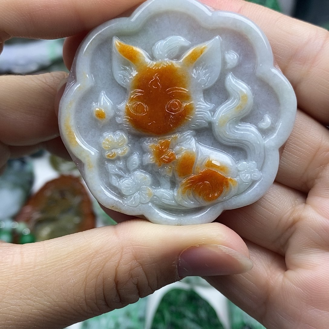 颈饰未镶嵌翡翠牌子