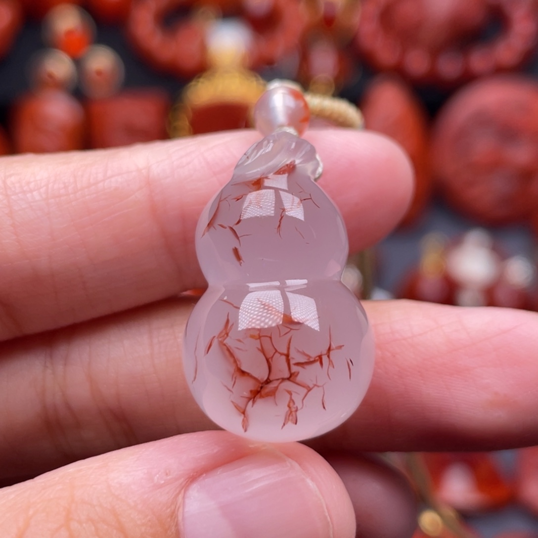 南红玛瑙未镶嵌珠宝奇石葫芦吊坠