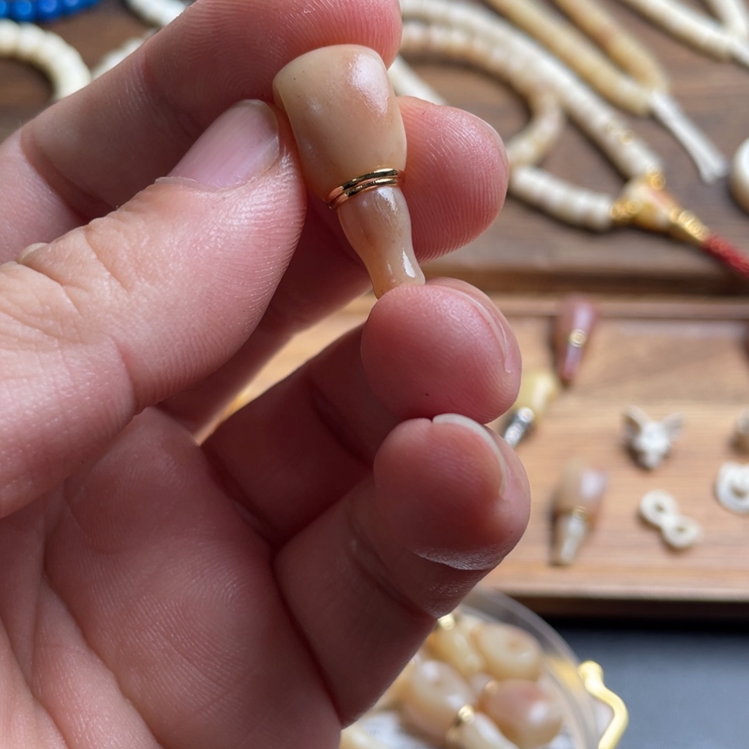 L***Y驼骨手串/手链北辰驼骨三通