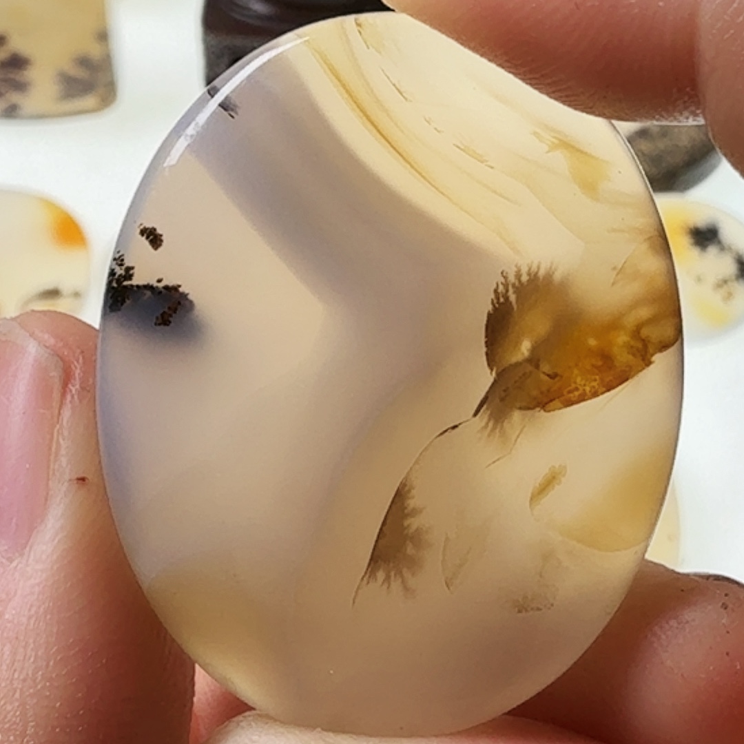 玛瑙/玉髓未镶嵌珠宝半成品