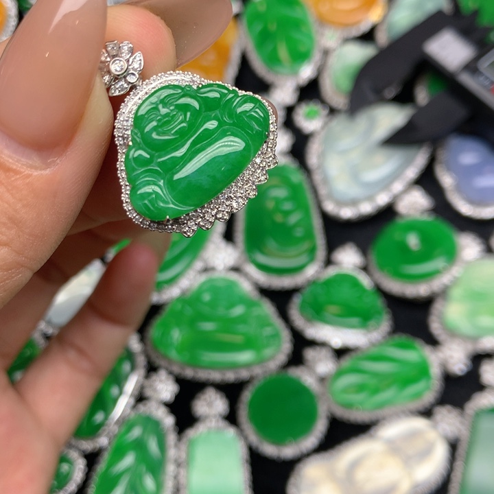 翡翠18K金镶嵌吊坠(不含链)