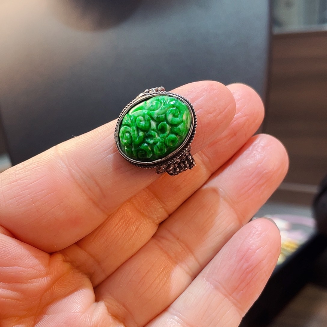 翡翠戒指未镶嵌戒指