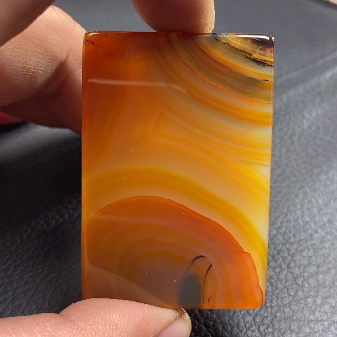 玛瑙/玉髓颈饰未镶嵌晋**德