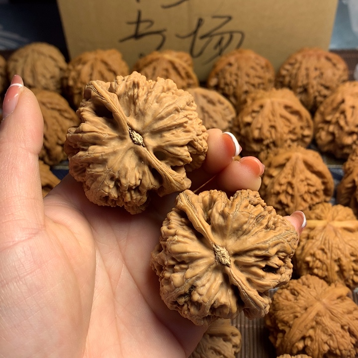 吊坠文玩核桃八*粗筋