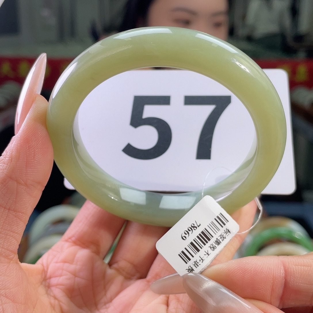 和田玉手镯未镶嵌57