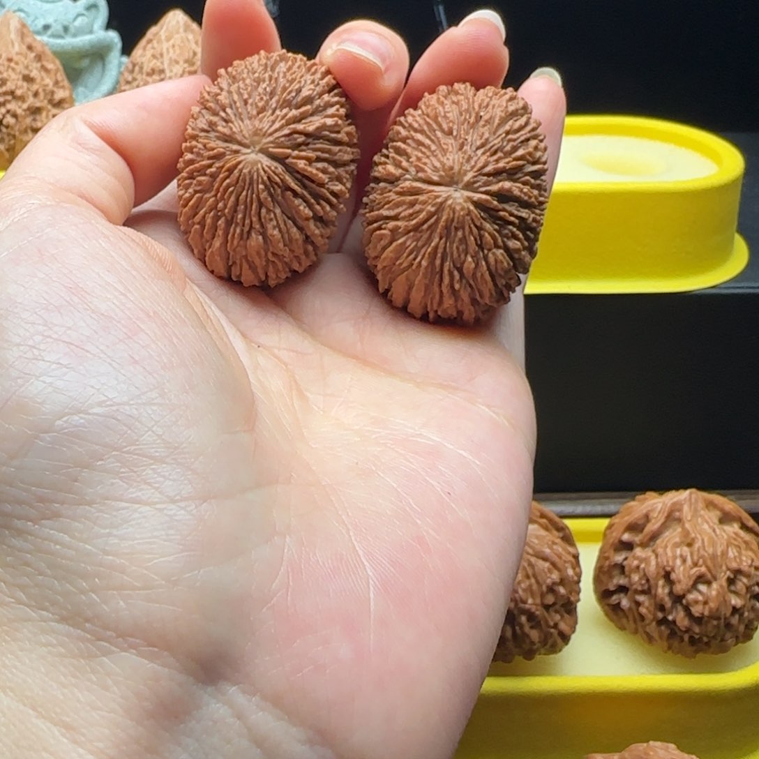 文玩核桃把件猴头