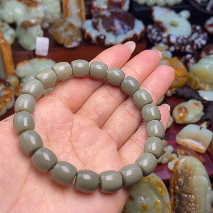 岫岩老玉（透闪石质玉）未镶嵌手链