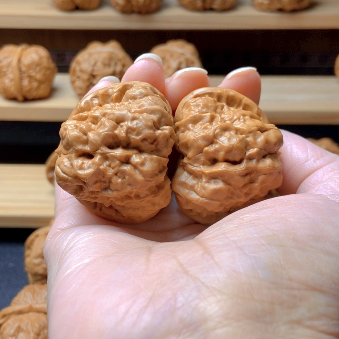 文玩核桃吊坠下***哪蛤蟆头