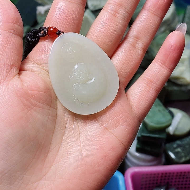 和田玉（糖玉）手链未镶嵌向***@