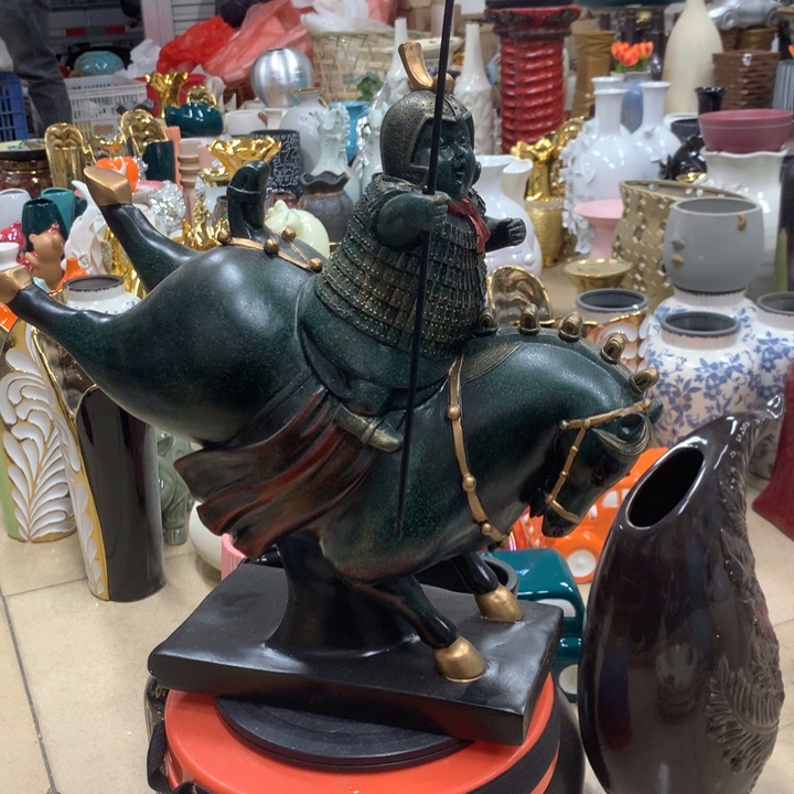 摆件陶瓷。。。。。。。。