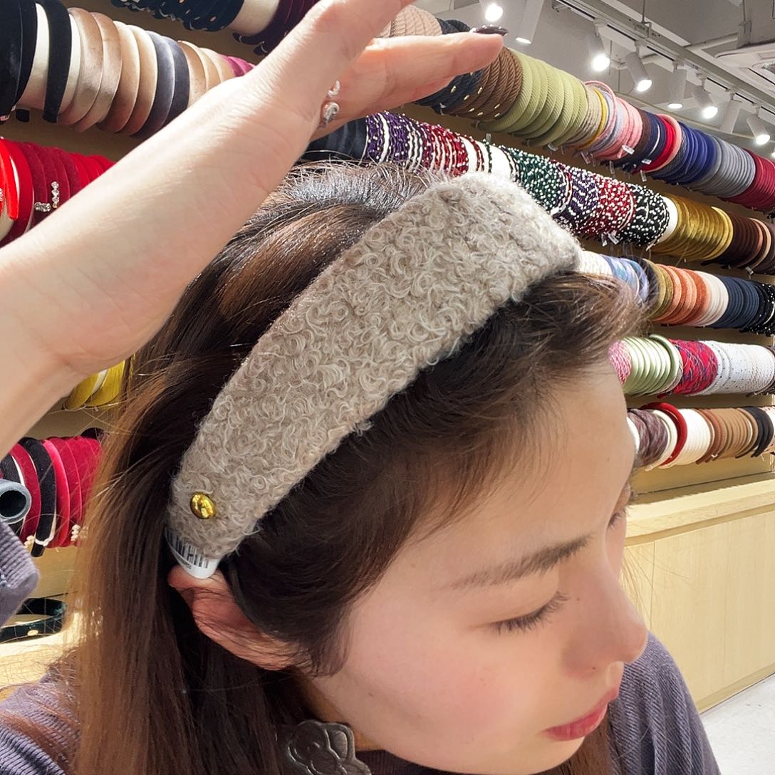 皮质非金属奶茶色羊羔毛