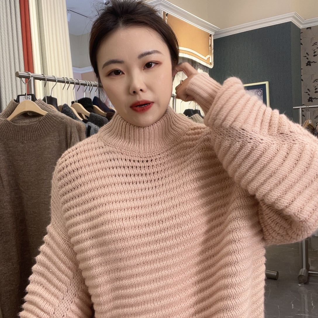 纯色套头针织毛衣